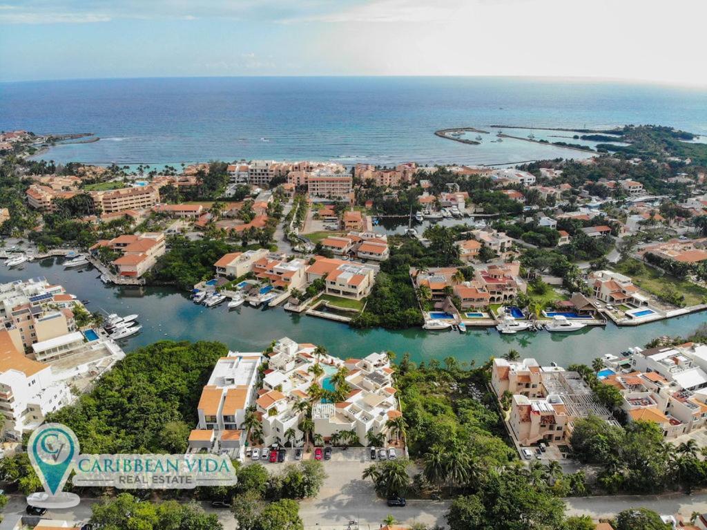 Stunning Large Remodeled Penthouse-Big Canal Views Puerto Aventuras Exterior photo